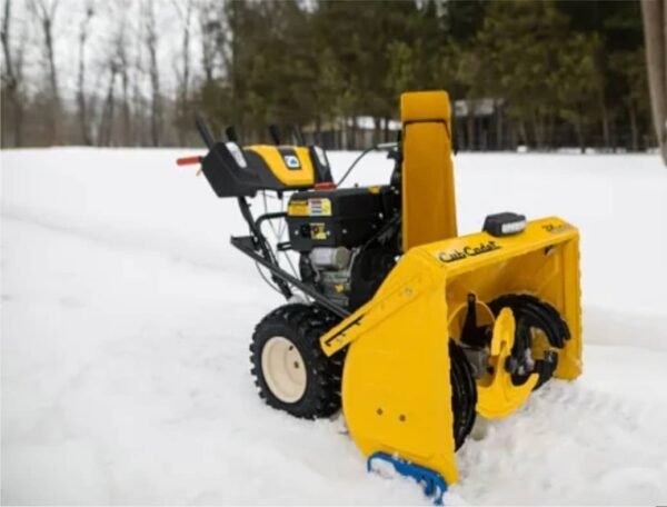 Buy Snow Blowers by Cub Cadet 24/07